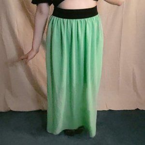 Mint Green Chiffon Maxi Skirt (Size Medium)